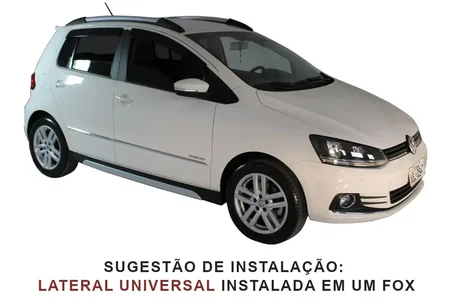 SPOILER LATERAL UNIVERSAL SPORT-ROAD APLICÁVEL DE 1,65M A 2,05M (PRETO C/ PRATA-ALUMINIUM) INSTALADO EM UM FOX